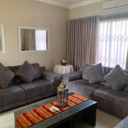 ריצ'רדס ביי Bay Sun Lodge מראה חיצוני תמונה