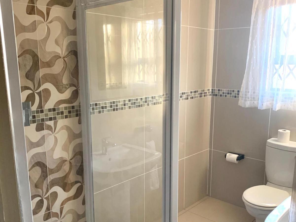 ריצ'רדס ביי Bay Sun Lodge מראה חיצוני תמונה