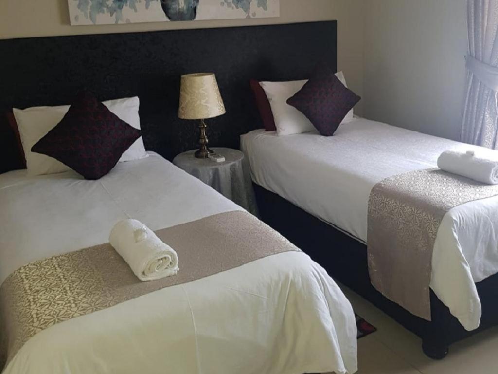 ריצ'רדס ביי Bay Sun Lodge מראה חיצוני תמונה