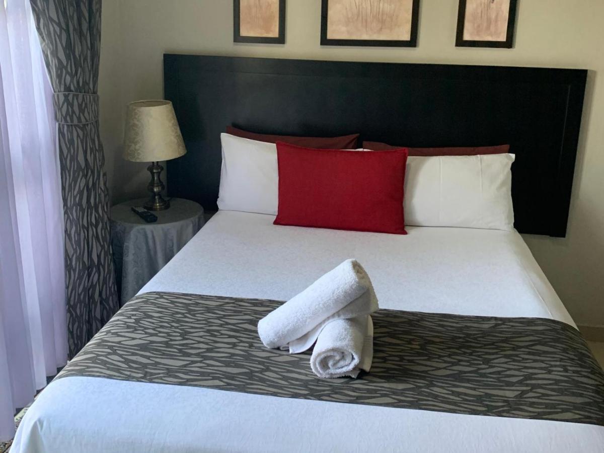 ריצ'רדס ביי Bay Sun Lodge מראה חיצוני תמונה